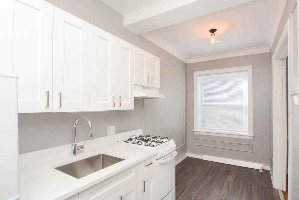 5516 N Kenmore Ave #403 - Photo 4 of 20