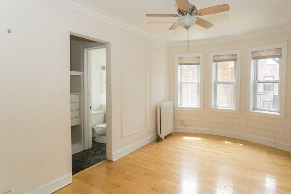5516 N Kenmore Ave #404 - Photo 4 of 13