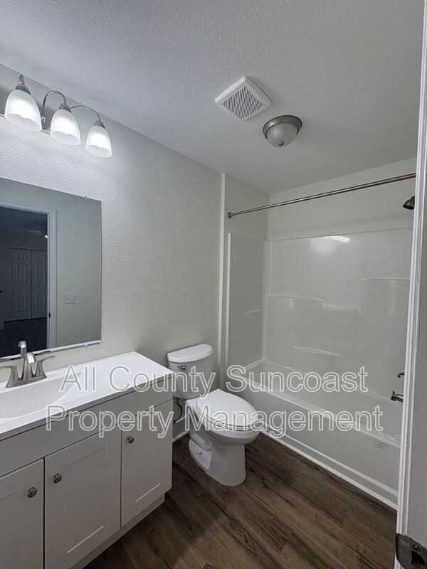 265 Bowman St - Photo 4 of 12