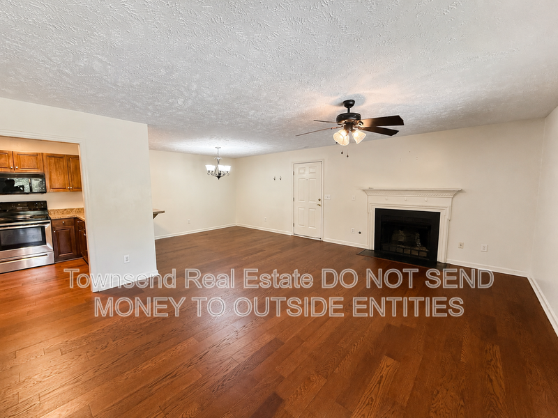 1921 Sardonyx Rd - Photo 2 of 18