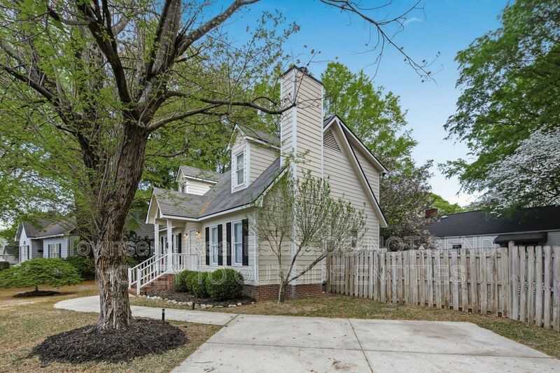 2130 Hull Rd - Photo 2 of 41