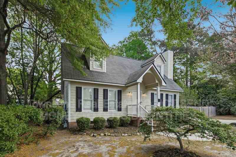2130 Hull Rd - Photo 3 of 41