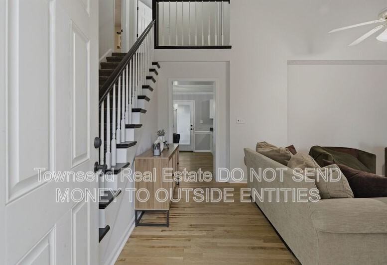 2130 Hull Rd - Photo 5 of 41
