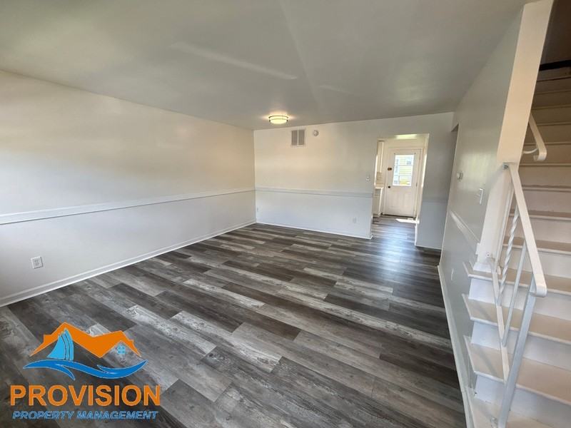 463 Long Towne Ct - Photo 2 of 24
