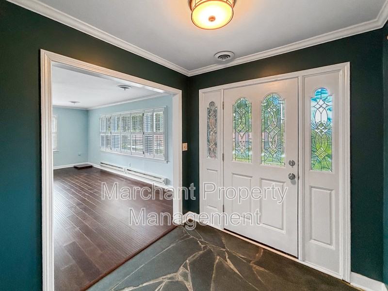 809 Butler Springs Rd - Photo 3 of 19