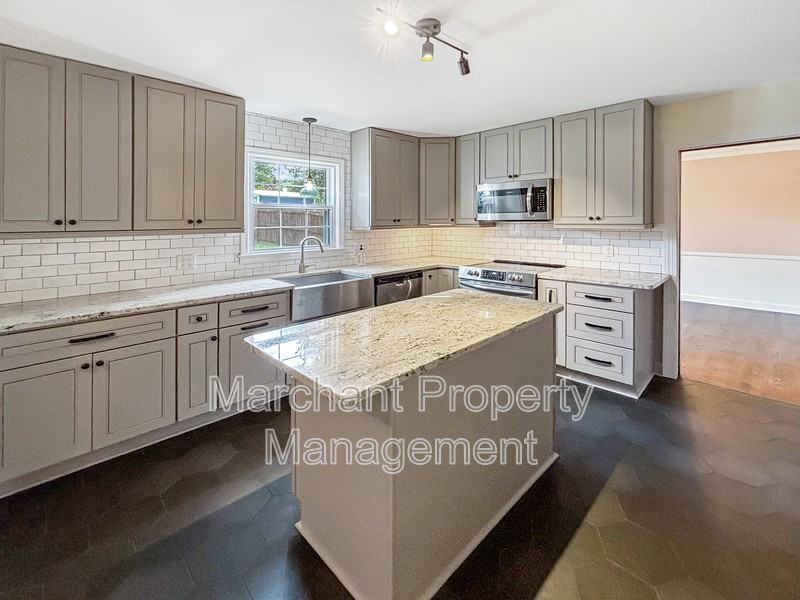 809 Butler Springs Rd - Photo 6 of 19