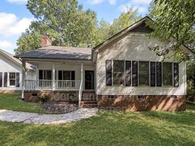 44 Regent Dr - Photo 1 of 1
