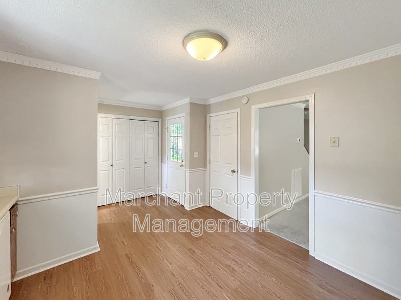 118 Creek Dr - Photo 6 of 20