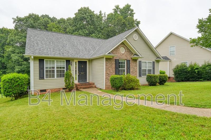 208 Cotton Creek Dr