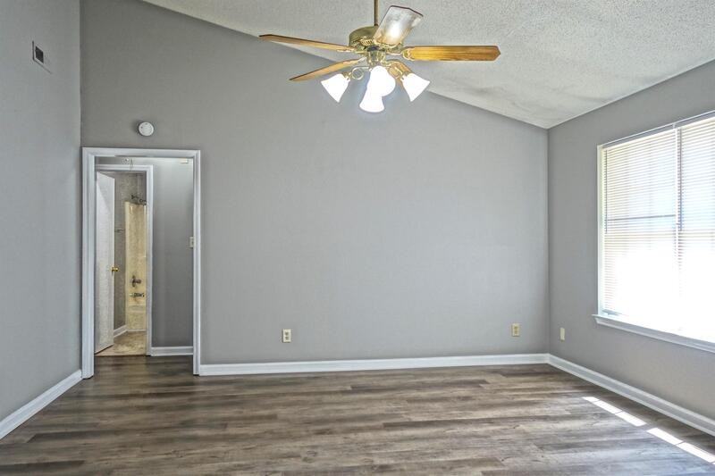 13916 Sandhurst Dr Sw - Photo 7 of 21