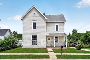 featured image of 604 W Fourth St