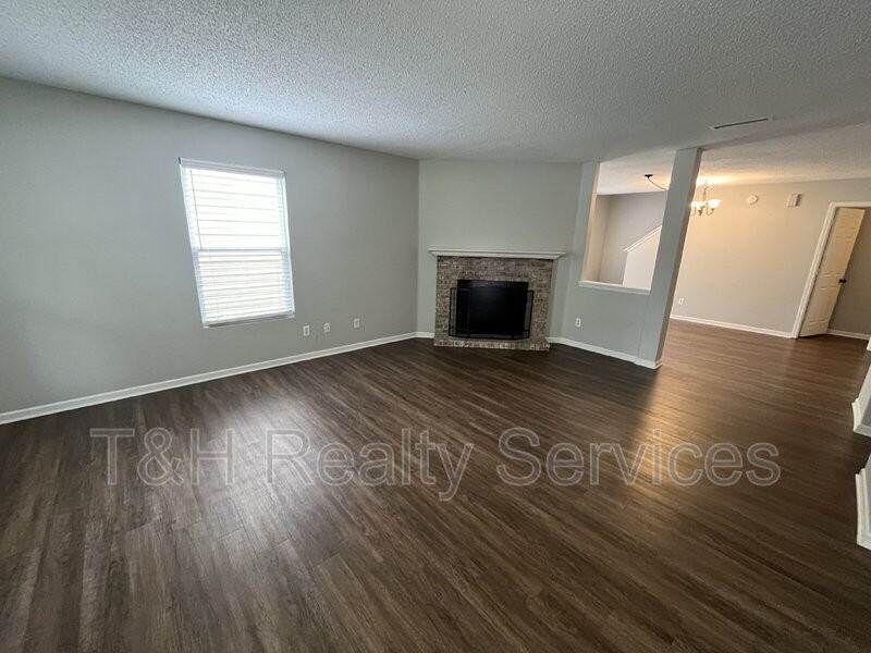 14235 Clapboard Dr - Photo 4 of 25