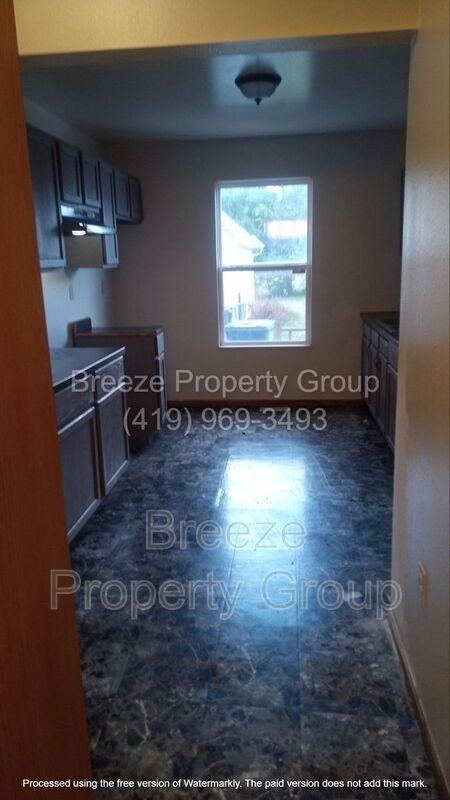 3035 N Ontario St - Photo 3 of 10