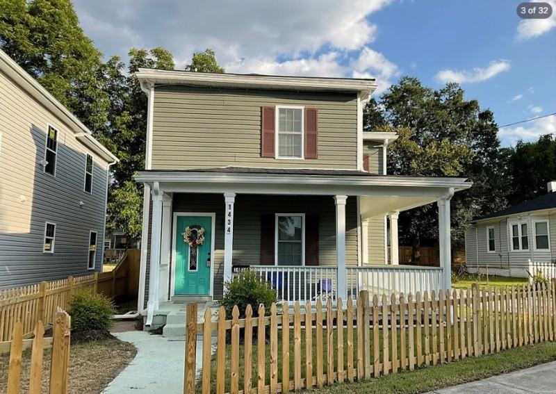 1434 Oakdale Ave - Photo 3 of 32