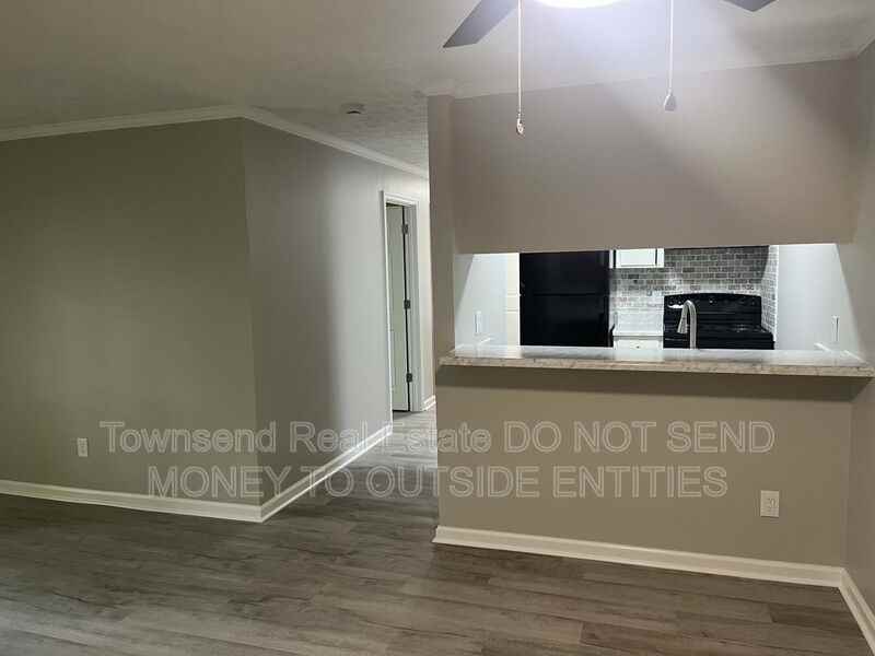 5853 - Photo 2 of 21