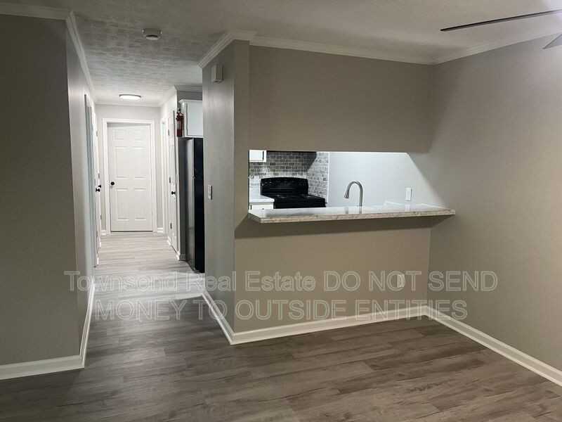 5853 - Photo 3 of 21