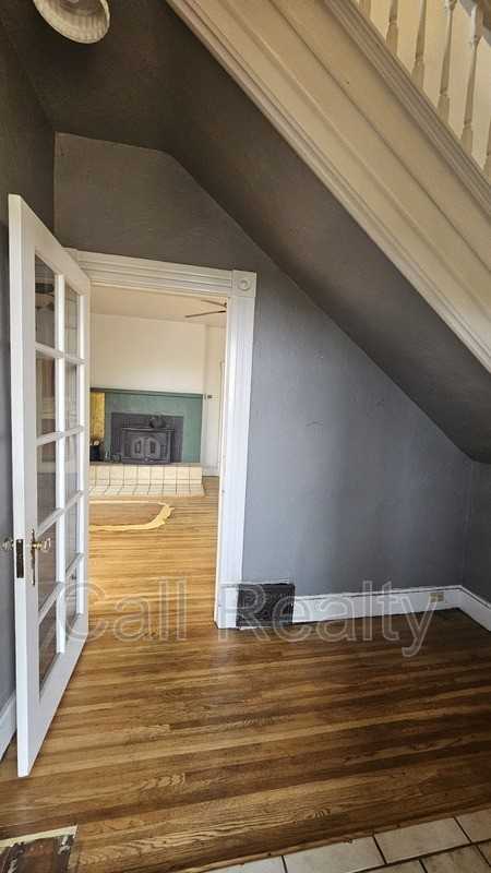 350 E 10th Ave - Photo 3 of 22