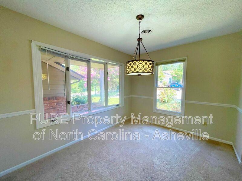 11 Elderberry Ln #B - Photo 5 of 15