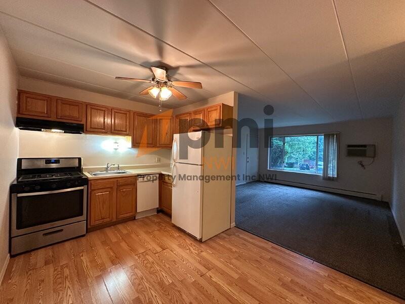 105 Harrington Ave #3 - Photo 6 of 13