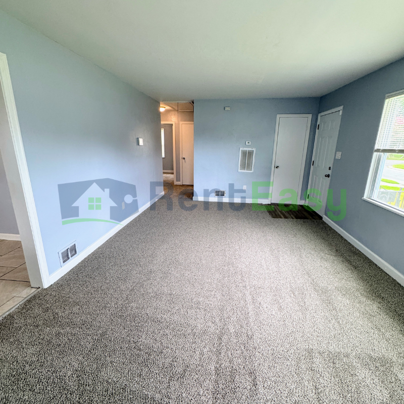 2625 Eastwood Ave - Photo 3 of 20