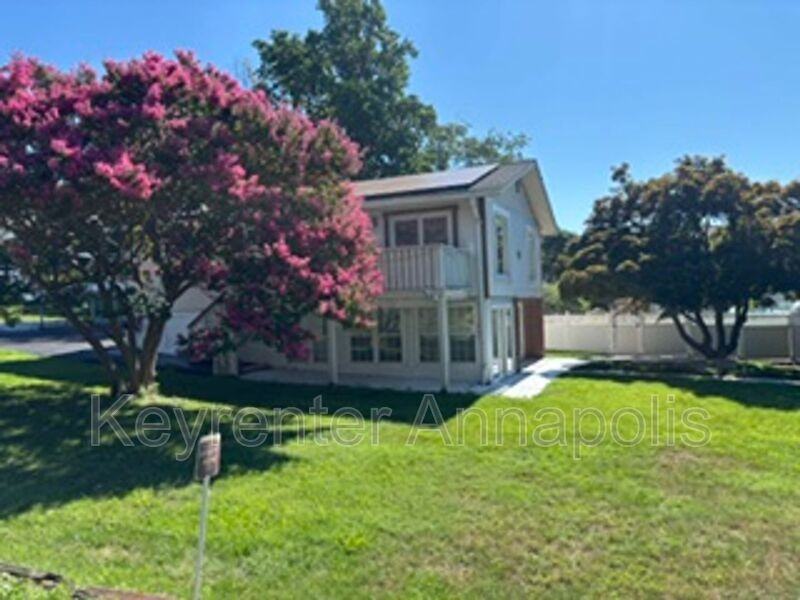 1185 Bayview Vis - Photo 6 of 10