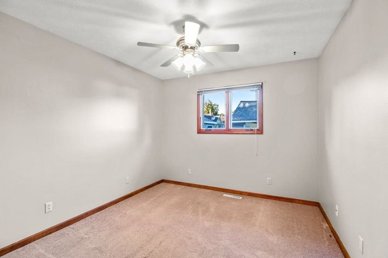 124 Short Street - Photo 6 of 12