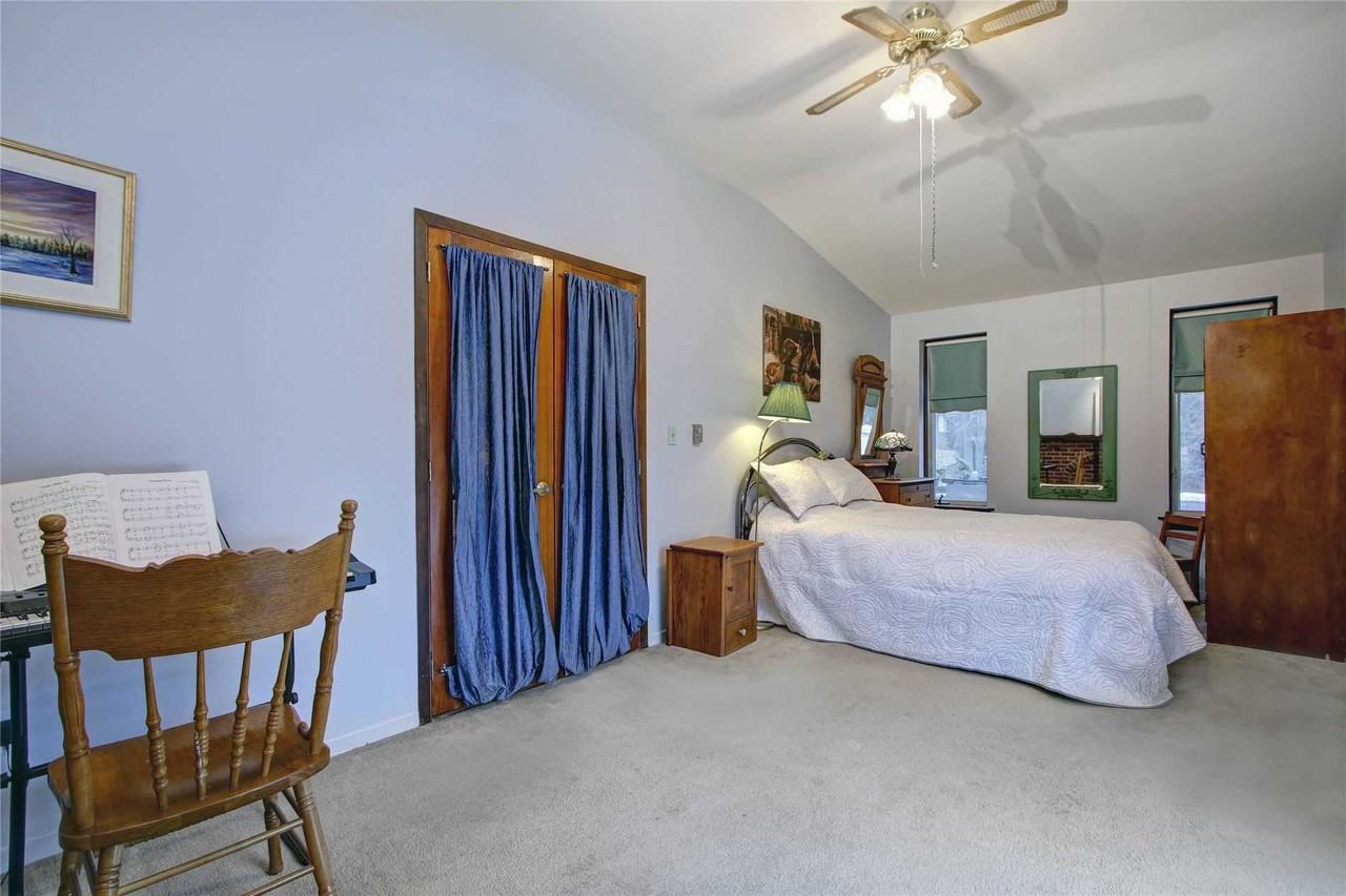 60 Donshire Court - Photo 4 of 10