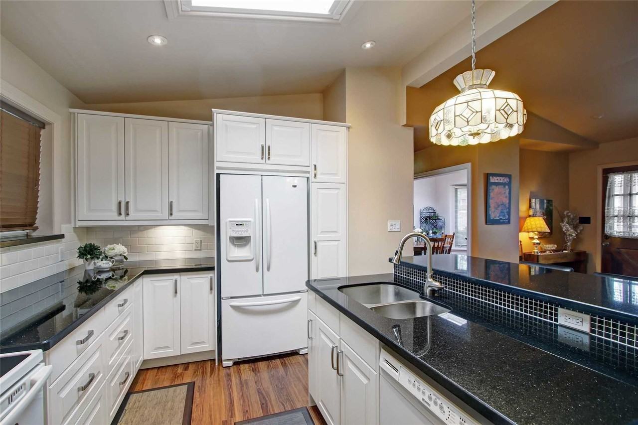 60 Donshire Court - Photo 7 of 10