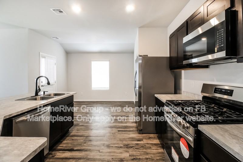 3119 Valley Dr - Photo 6 of 17