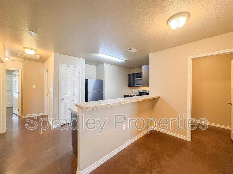1571 Brady Way - Photo 4 of 15