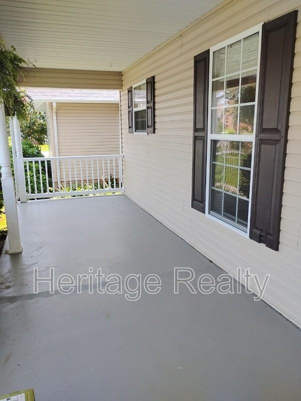 2707 Lady Bug Ln - Photo 4 of 20