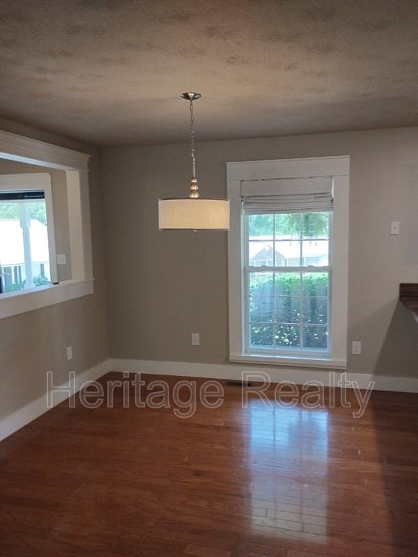 2707 Lady Bug Ln - Photo 5 of 20