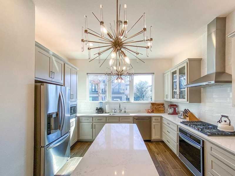 400 Wimberly St - Photo 4 of 12