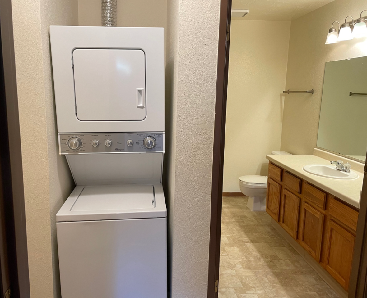 Greenfield Park Apartments - Photo 7 of 24