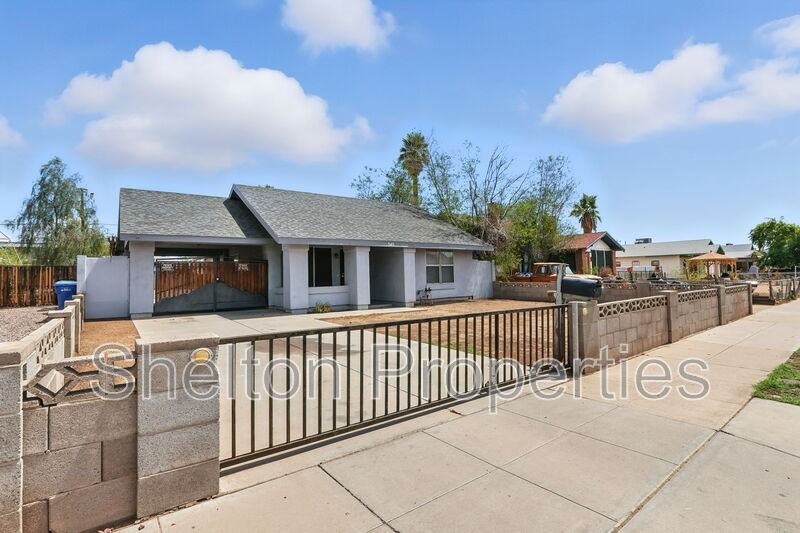 345 N 15th St - Photo 3 of 24