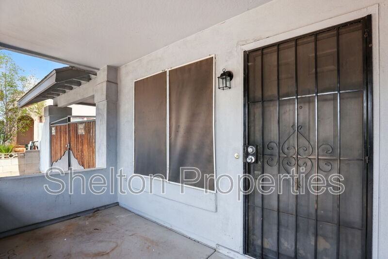 345 N 15th St - Photo 4 of 24