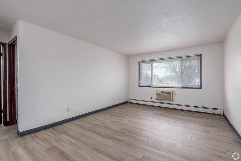 187 S National Ave - Photo 7 of 17