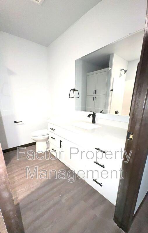 3110 Noble Dr - Photo 6 of 12