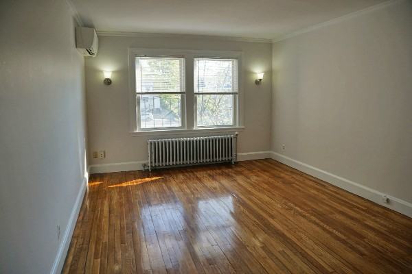 95 Adams St #9 - Photo 4 of 7