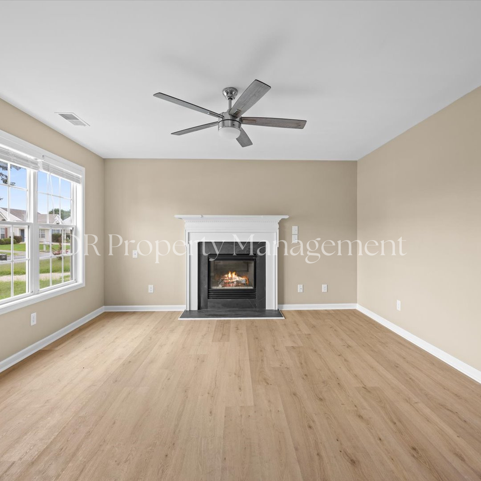4708 Periwinkle Place Rocky Mount - Photo 3 of 19