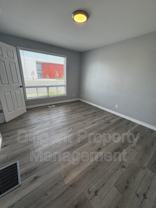 260 Lansdowne St W - Photo 1 of 1