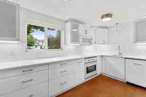 featured image of 625 Pearl St #1