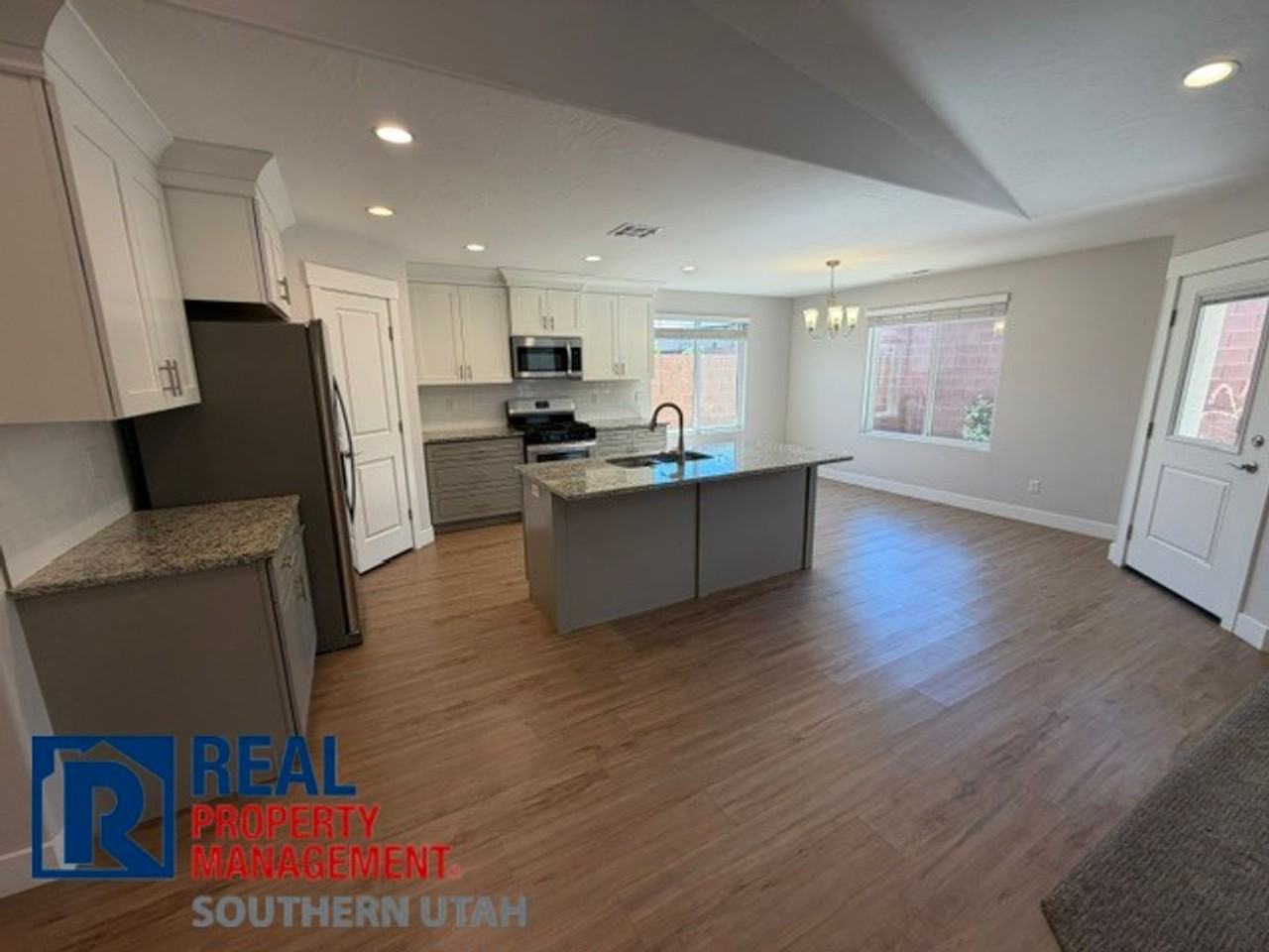 1861 W 150 S - Photo 5 of 15