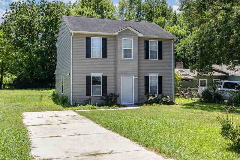 4206 Wilson Ln - Photo 2 of 29