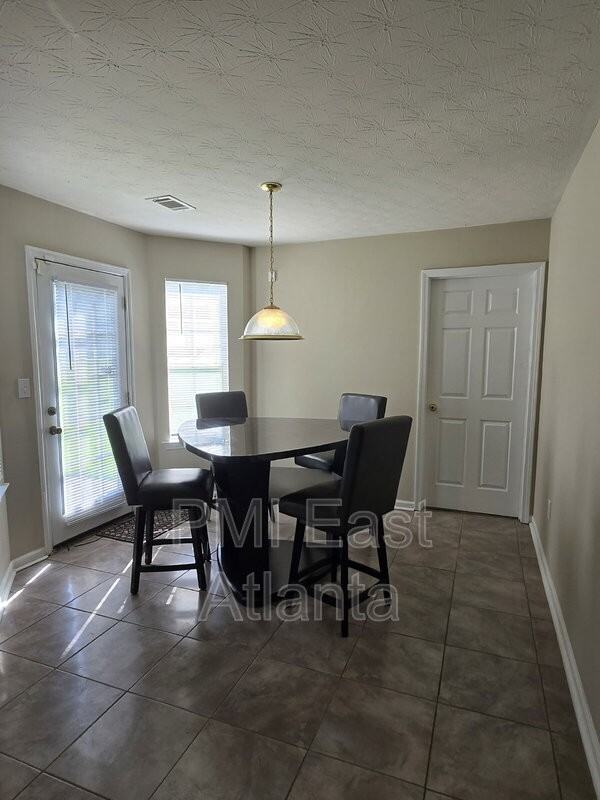 70 Desota Dr - Photo 6 of 14