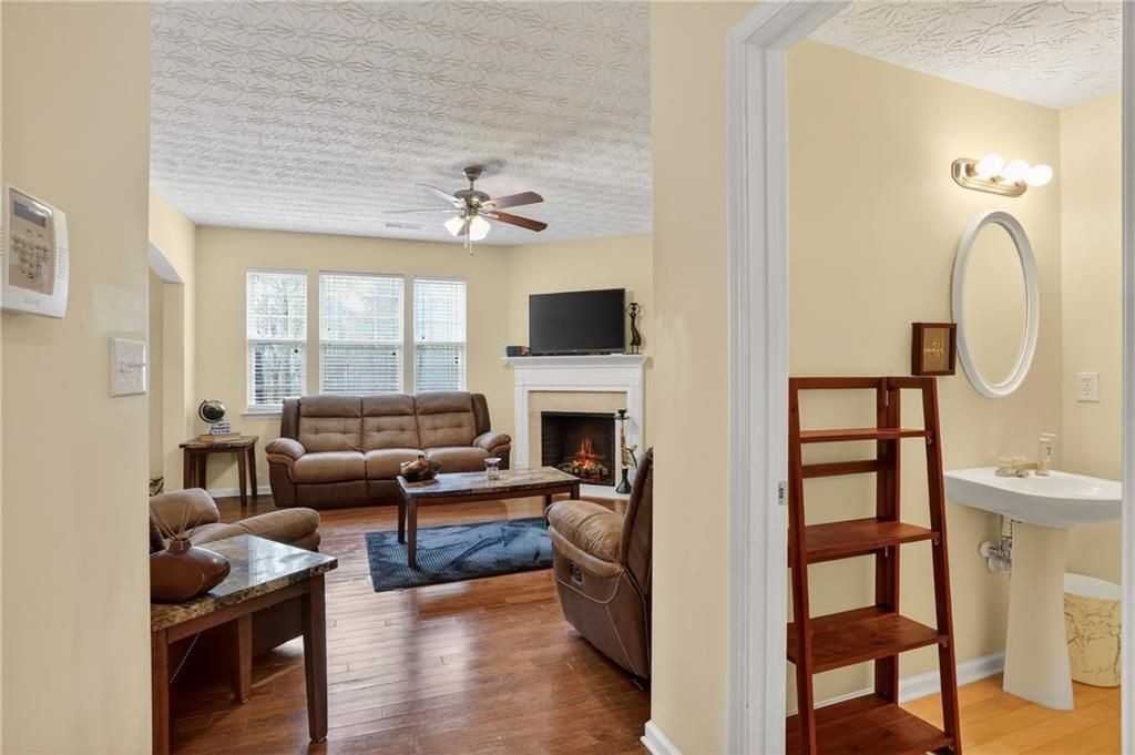 5556 Cascade Run Sw - Photo 6 of 42