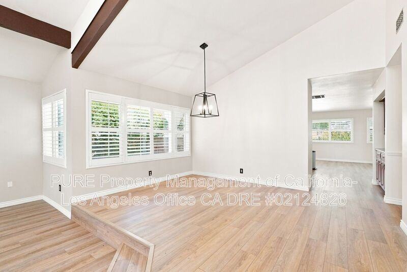 5347 Indian Hills Dr - Photo 3 of 25