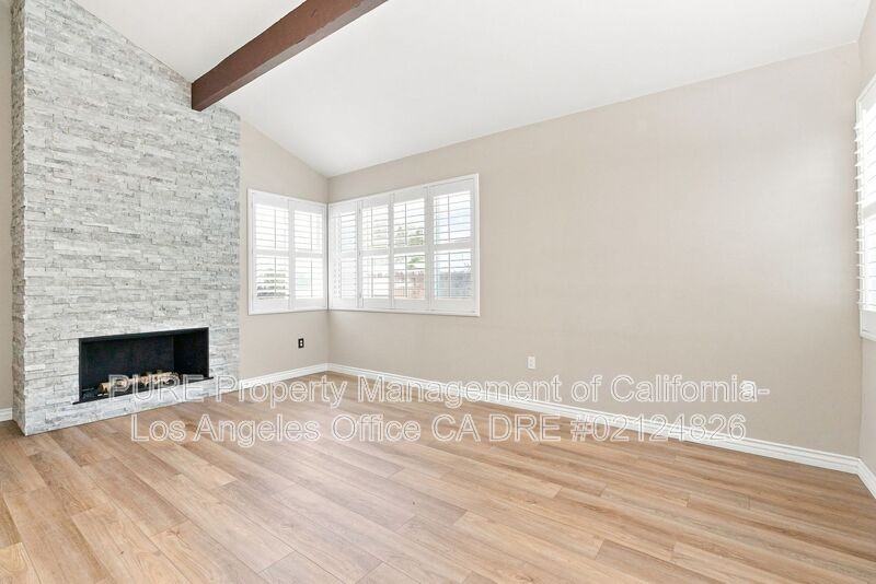 5347 Indian Hills Dr - Photo 4 of 25