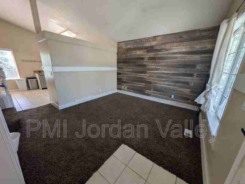 14392 S Dreamfield Dr - Photo 2 of 15