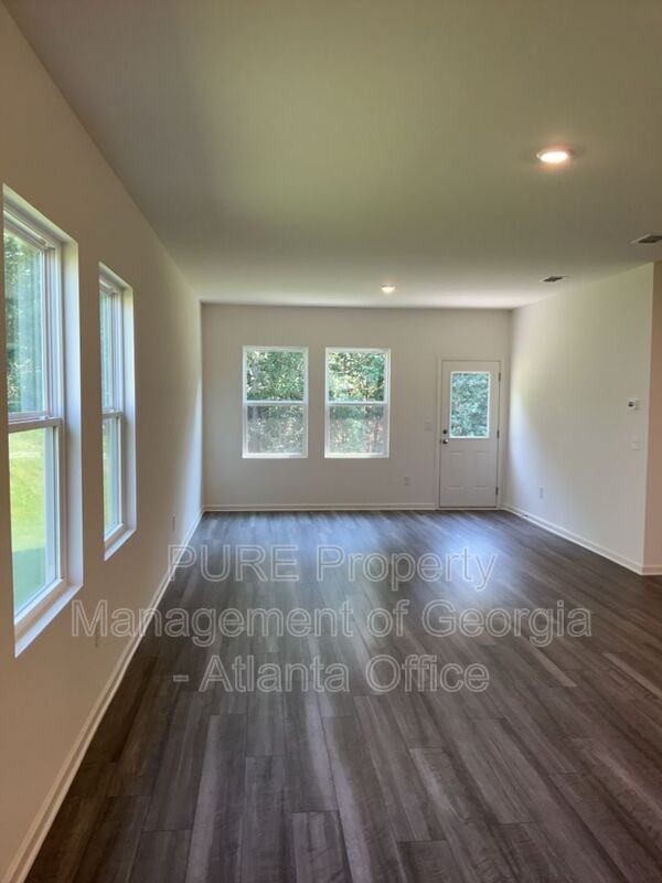 25 Crescent Blvd - Photo 4 of 17